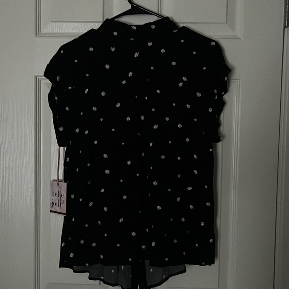 Floral Button down - Picture 4 of 5